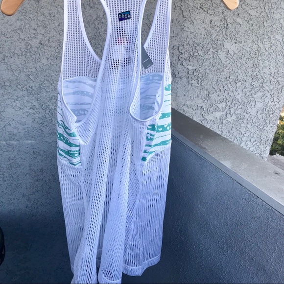 NEW Nike Mesh Workout Running Tank Top Large NWT - Picture 3 of 3